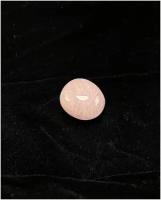 Оберег, амулет из натурального камня самоцвет Розовый кварц, галтовка, символ любви, крастоты, нежности и гармонии, 2-3 см, 1 шт