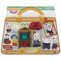 Фигурка Sylvanian Families Кошка модница и ее гардероб 5462, 18 см