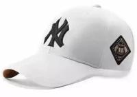 Бейсболка белая-черный логотип кепка NY Yankee унисекс, мужская, женская
