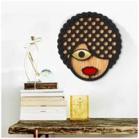 Настенная маска/панно деревянная на стену для дома и офиса / украшение настенное Женщина вьющиеся волосы