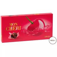 Набор конфет Mon Cheri из темного шоколада с цельной вишней и ликером
