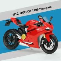 Модель мотоцикла DUCATI 1199 PANIGALE 1:12