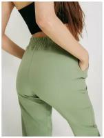 Женские брюки фисташковые ARISTARHOV 164 рост, размер 60