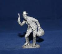 Коллекционная оловянная миниатюра, солдатик в масштабе 54мм( 1/32) Грабитель поезда