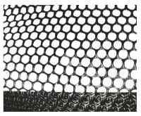 Россия Сетка газонная в рулоне 2х30, ячейка 9х9 мм - черная 64500
