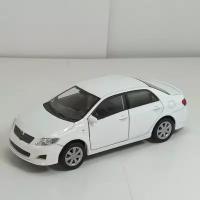 Металлическая машинка 1:34-1:39 TOYOTA COROLLA, белый 43608D Welly