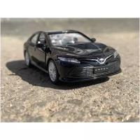 Toyota Camry железная масштабная модель машины 1:43 открываются двери хорошая прорисовка детская металлическая машинка