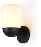 Уличный настенный светильник ST2083 BK/FR черный/белый матовый IP54 E27 max 40W 260*150*185