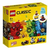 Конструктор LEGO Classic 11014 Кубики и колёса, 653 дет