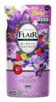 KAO Flair Dressy Berry Кондиционер-спрей для глажки белья, аромат лесных ягод, сменная упаковка 240 мл