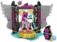 Набор сцена с куклой Mega Bloks Monster High