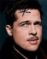 Автограф Брэд Питт в фильме Бесславные ублюдки 2009 - Автограф Brad Pitt Inglourious Basterds, 2009 - Фото с автографом, Подписанная фотография, Автограф знаменитости, Подарок, Автограмма, Размер 20х25 см