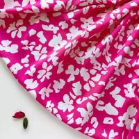 Ткань плательная вискоза Валенсия, штапель для шитья платья, юбки, рубашки, цвета фуксия со стилизованными цветами, 1,5 м х 145 см