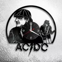 Настенные часы из виниловой пластинки с группой AC DC