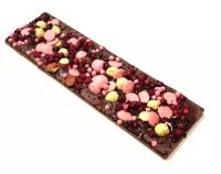 Шоколадная плитка - Темный бельгийский шоколад 200 грамм. Брусника, орех фундук, шоколадные темные и клубничные криспы, клубничный шоколад