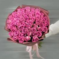 Букет живых цветов из 51 розовой розы 40 см в упаковке