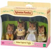 Sylvanian Families Набор Семья Белок, 4172/3136