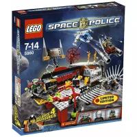 Конструктор LEGO Space Police 5980 База Человека-кальмара