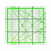 Линейка закройщика для пэчворка, 15*15 см, сантиметровая шкала. Раскройная измерительная портновская линейка. Для шитья, рукоделия, квилтинга
