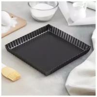 Форма для выпечки Доляна «Жаклин. Рифлёный квадрат», 21×2,5 см, съёмное дно, антипригарное покрытие, цвет чёрный