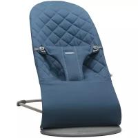 Шезлонг BabyBjorn Bliss Cotton, Classic Quilt, Полуночный Синий