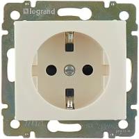 Legrand 774321 Розетка силовая 2К+З на винтах со шторками 16А Valena-Слоновая кость