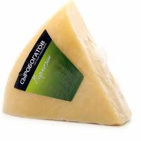 Сыр Сыробогатов твердый пармезан 40%, 200 г