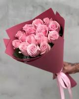 Букет из 15 розовых роз 40см / Радуга Букет