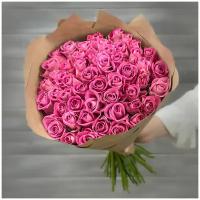 Букет живых цветов из 51 розовой розы 40см в крафте