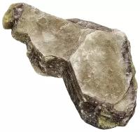 Минерал в коллекцию, Лепидолит в мусковите, размер 79х43х10 мм, вес 42 гр., месторождение Бразилия