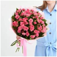 Букет живых цветов из 11 розовых кустовых роз Лидия