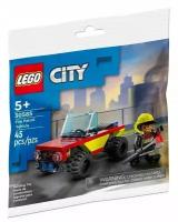 Мини-набор LEGO Уникальные наборы 30585 Мини-набор Автомобиль пожарной охраны